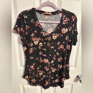 Floral Medium Latched Mama Nursing Tee